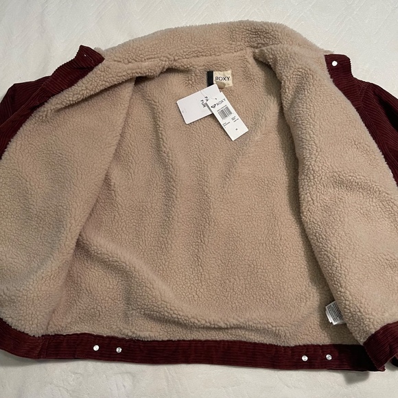 NWT - Roxy women's Corduroy jacket Size: M - Picture 4 of 7